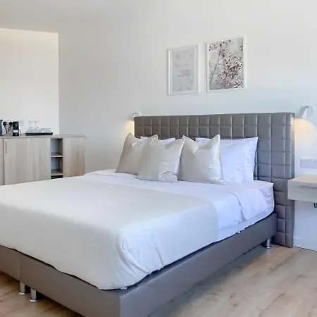 Appartement Plateia Brillante *