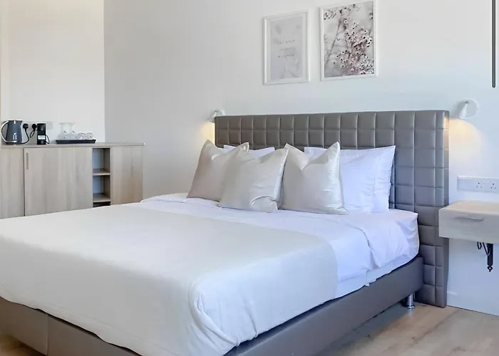 Апартаменты Plateia Brillante *